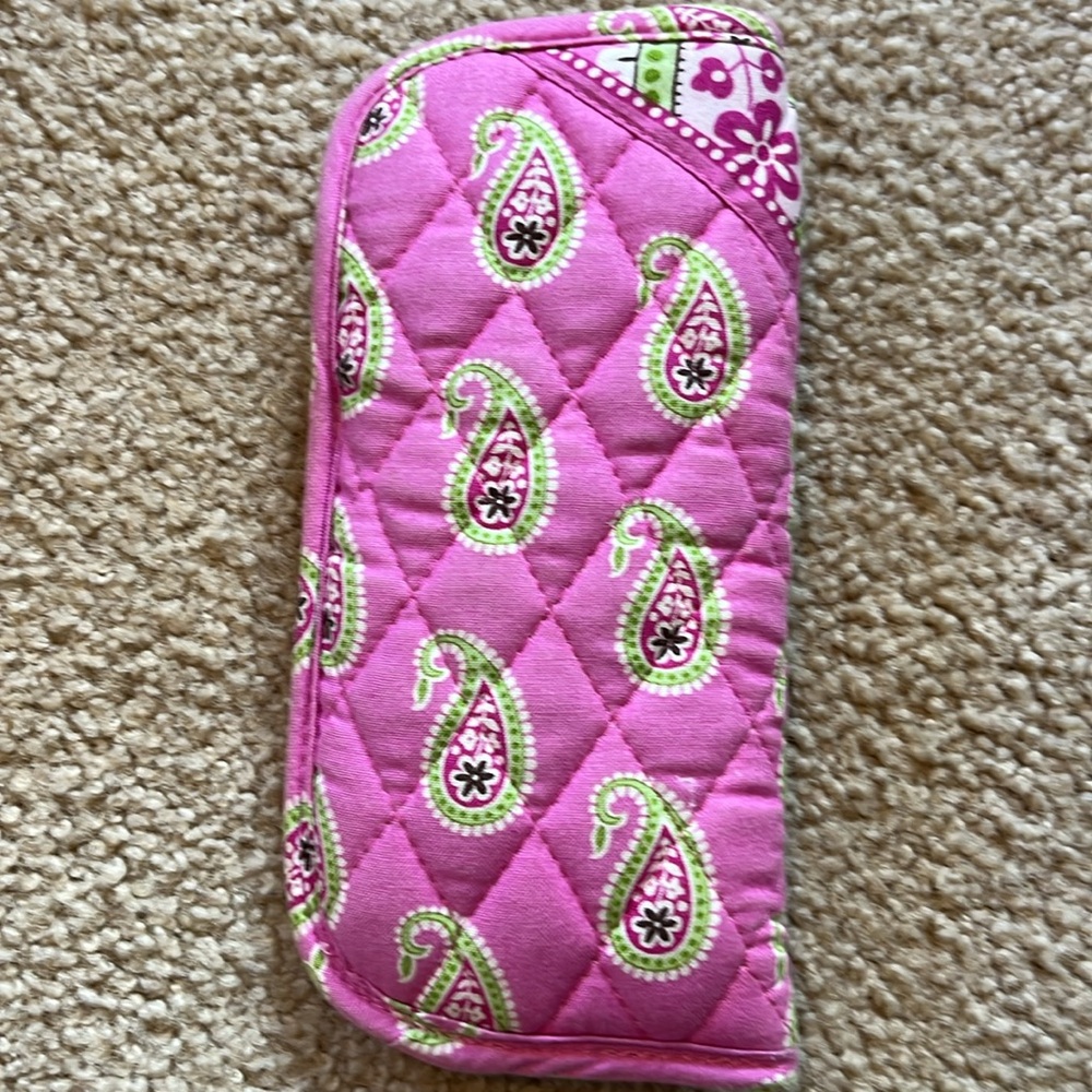 Vera Bradley Bermuda Pink Paisley shoulder bag w/ glasses case & coin purse - Picture 5 of 10